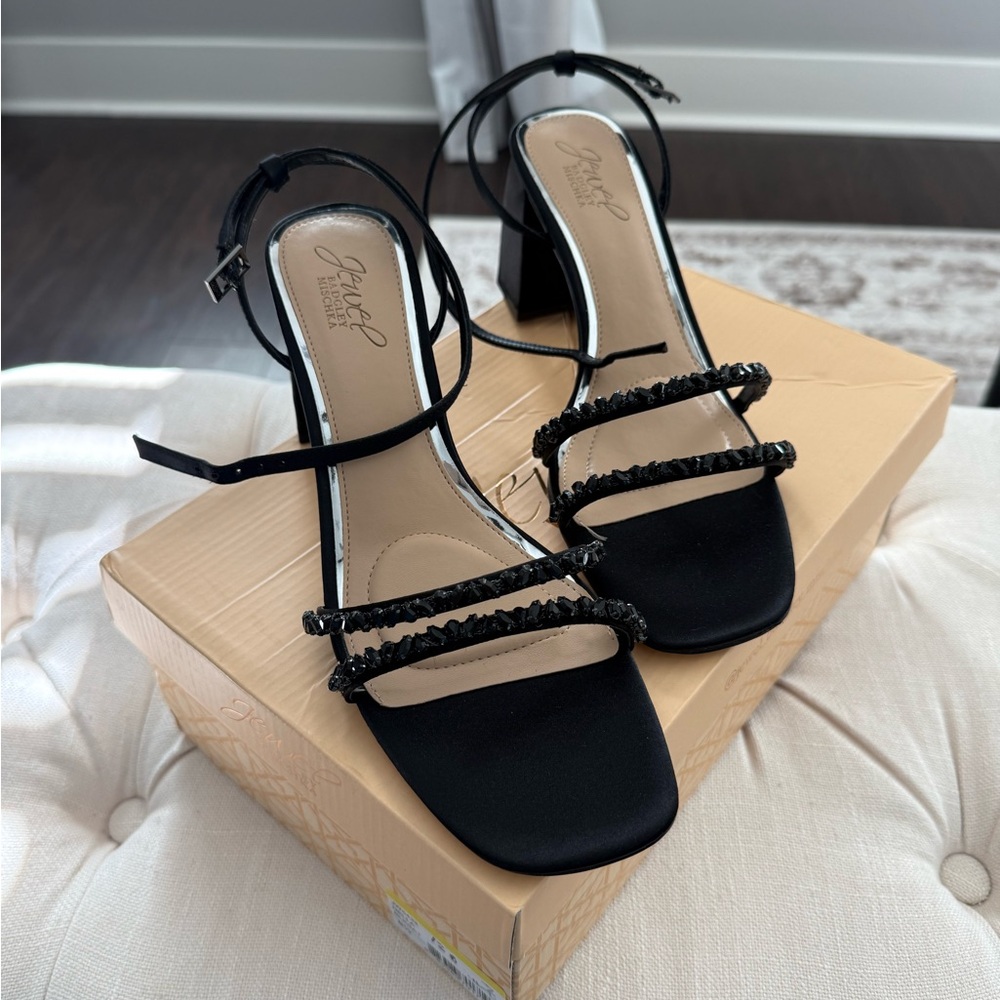 NEW Jewel Badgley Mischka Black Strappy‎ Jeweled Heels Size 8.5
